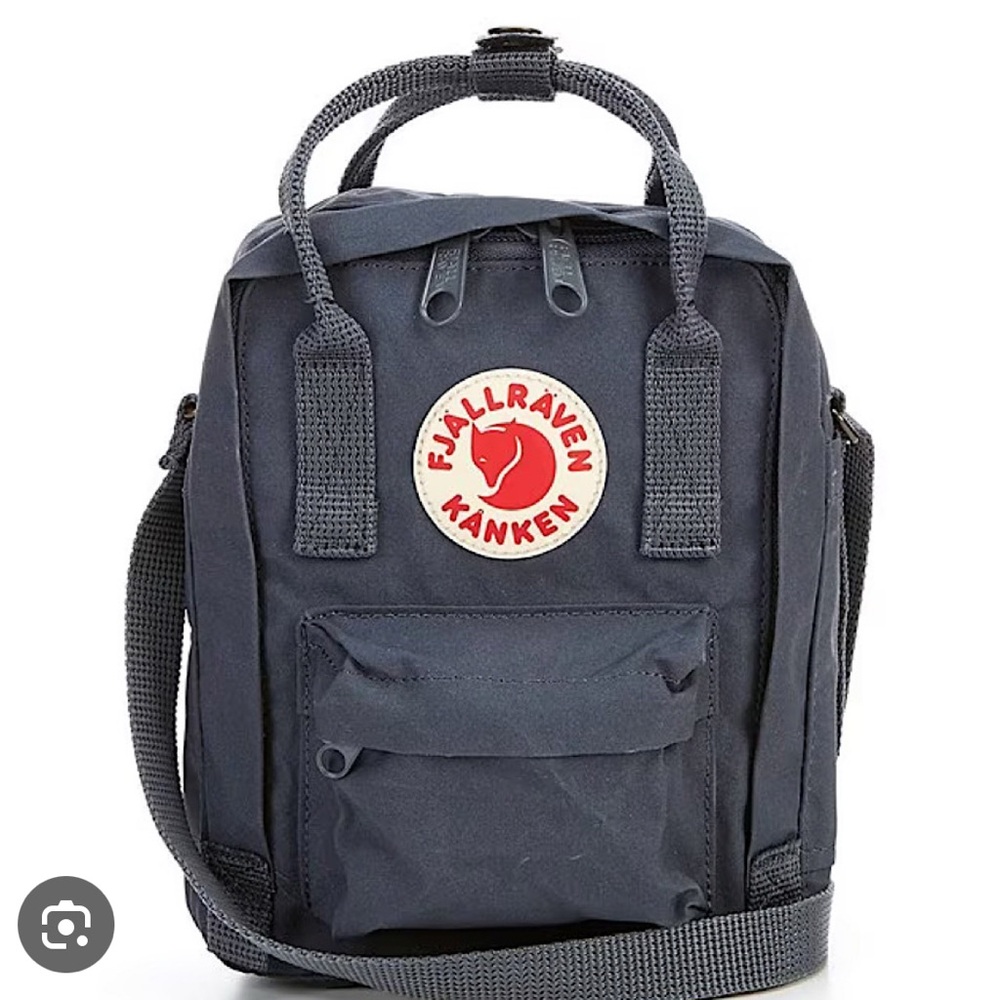 Fjallraven Kånken: Graphite Sling Bag👽